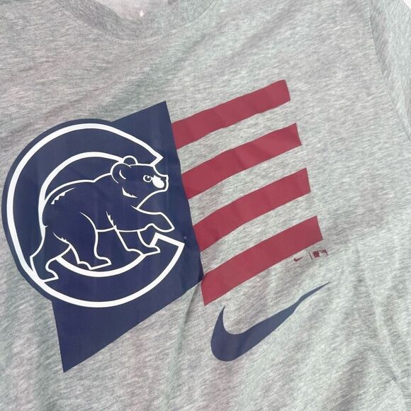 Nike Cubs Tee Dri-Fit T-Shirt Womens 2XL Gray Short Sleeve Crew Neck USA Flag - Picture 2 of 9